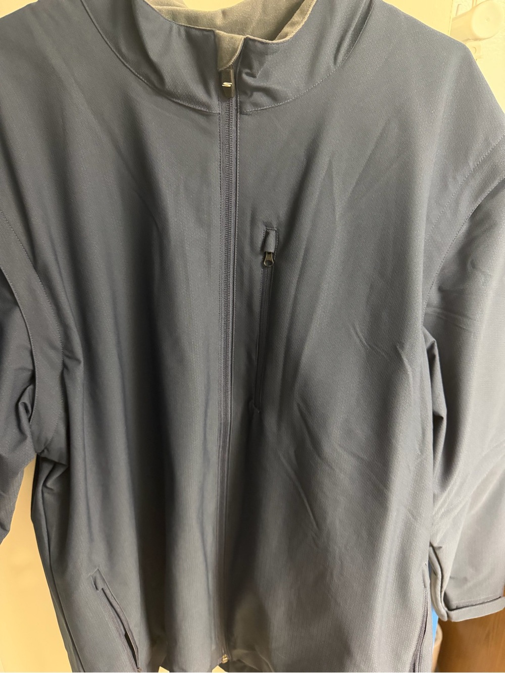 Skechers Navy Lightweight Full-Zip Jacket with removable sleeves